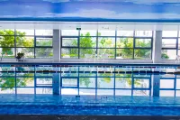 Jinlong International Hotel (Baohua Mountain Scenic Area, Jurong, Zhenjiang) - Pools