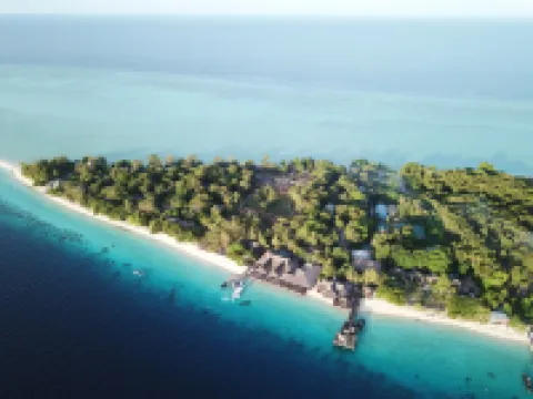 Mataking Reef Resort マタキング島のホテル