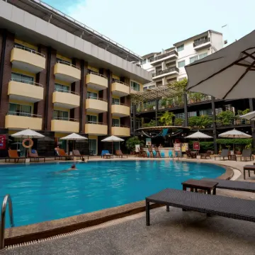 Baron Beach Hotel Hotels near Pattaya Beach