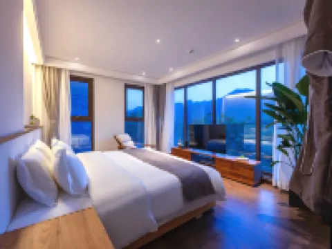 Qieman · Huanshan Viewing Life Boutique Hotel (Yuntai Mountain Anshang Service Area Branch) Hotels in Xiuwu