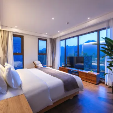 Qieman · Huanshan Viewing Life Boutique Hotel (Yuntai Mountain Anshang Service Area Branch)