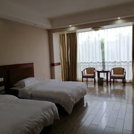 Zixi Dongyuan Hotel