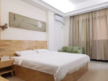 Fengshun Wangjiangwan Homestay Отели рядом с достопримечательностью «Tonggufeng Scenic Area»