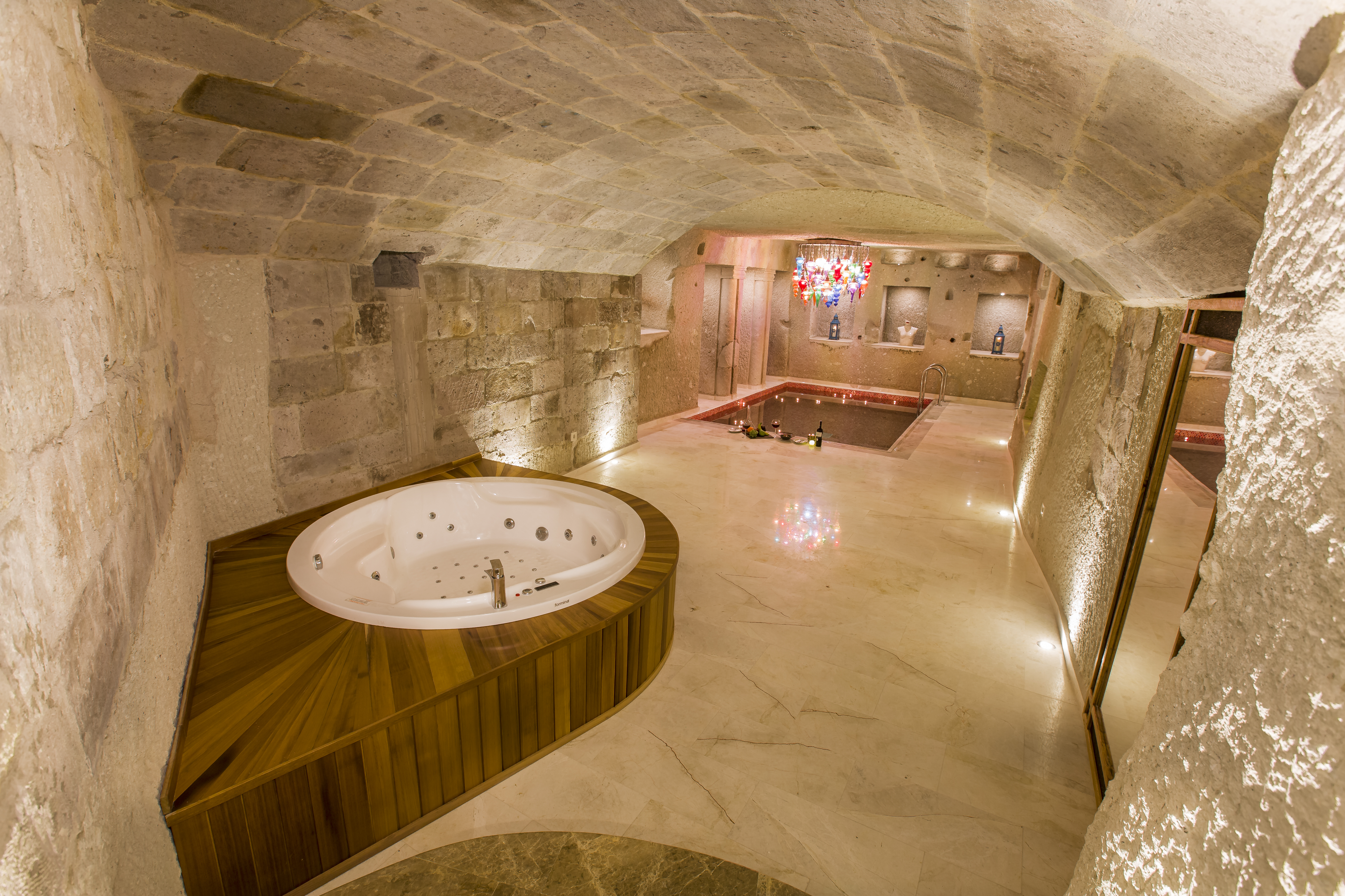 Imperial Cave Suites & SPA