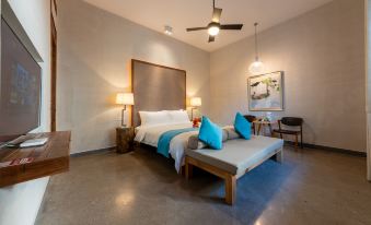 Creek Villa