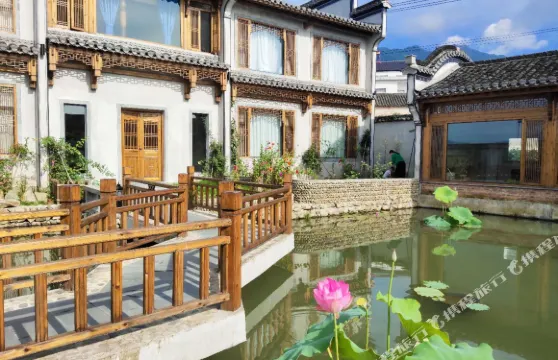 黟縣碧雲古村客棧