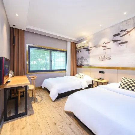 Dongfang Hotel