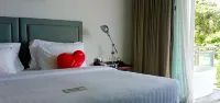Sugar Palm Grand Hillside