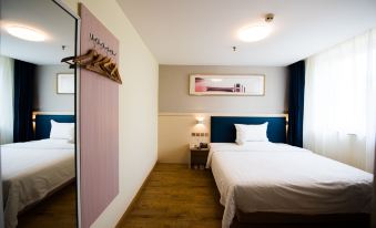 7 Days Inn (Datong Railway Station)