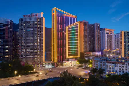 Vienna International Hotel (Hechi Tonggu) Отели рядом со станцией Jinchengjiang Raliway Station