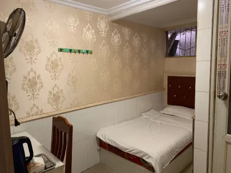 Tongjiang Jingyuan Hotel