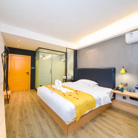 Dongfang Hotel