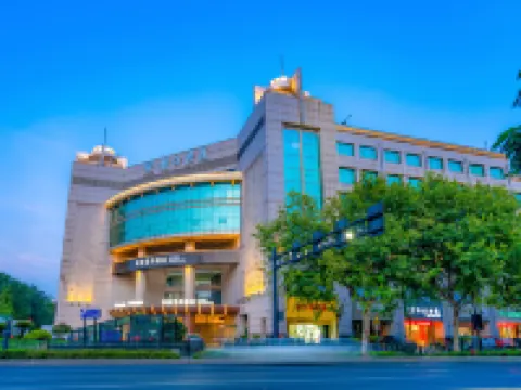 Yitel Collection Hotel (Hangzhou West Lake Scenic Area Intime in77) Hotels near West Lake
