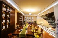 LANOU Hotel (Lhasa Potala Palace)