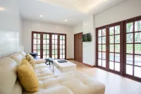 Alisea Pool Villa Aonang Hotels in Nopparat Thara