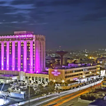 Crowne Plaza AMMAN by IHG Hôtels à proximité de : Ambassade de Chine