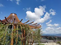 Shambhala Meshe Yunshang Tea Garden Resort Hotel