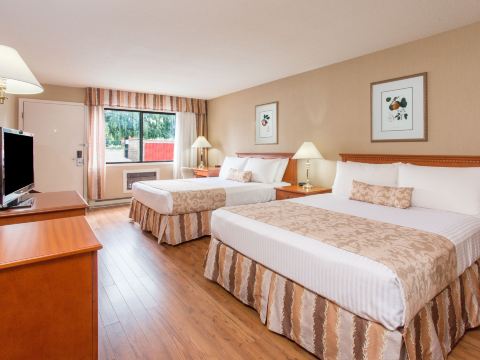 Ramada by Wyndham Kelowna Hotel & Conference Center