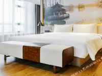 杭州未来科技城亚朵S酒店 - 几木禅意套房