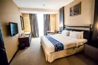 KK Times Square Hotel - 2-Star