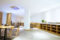 怡來飯店（靖江泰和吾悅廣場店） - 2 星級