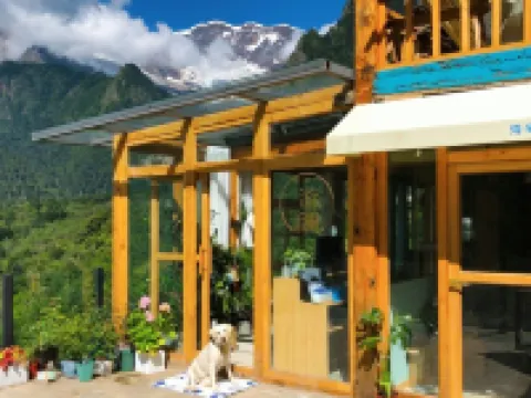Yourlan Hotel Hotels in Deqin