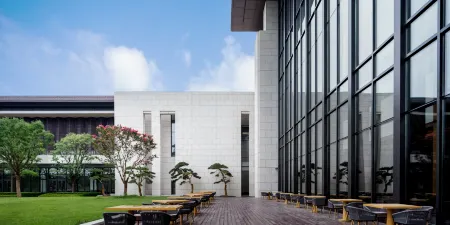 Xi'an International Convention Center Отели рядом с достопримечательностью «Chang'an Tower»