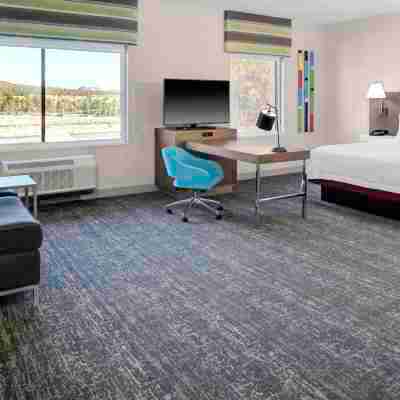 Hampton Inn & Suites Flagstaff East Rooms