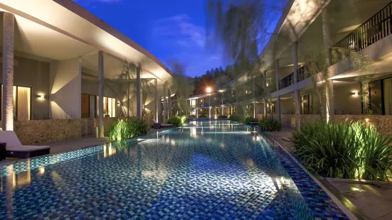 Hotel Neo+ Green Savana Sentul City