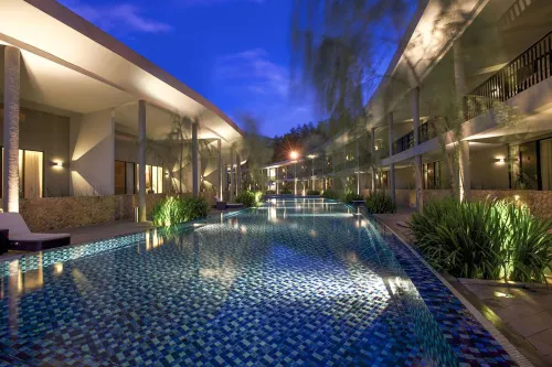 Hotel NEO+ Green Savana Sentul City