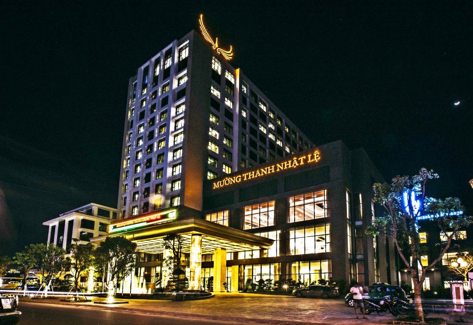 5. 므엉 탄 럭셔리..