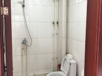 五台山缘源酒店 - 院子双床房