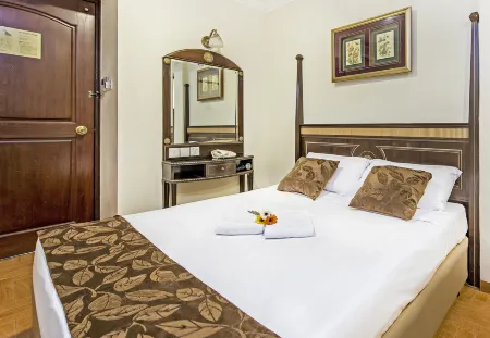Hotel 81 Chinatown Singapore