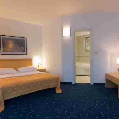 Blue Star Hotel Rooms