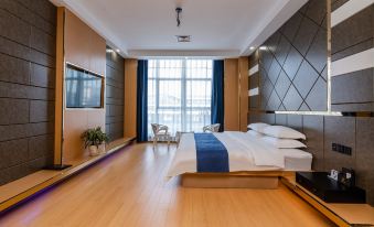 Langzhong Ruicheng Grand Hotel (High Speed Railway Station)