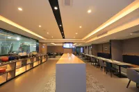 如家商旅飯店（銀川高鐵站新華聯廣場店） - 3 星級