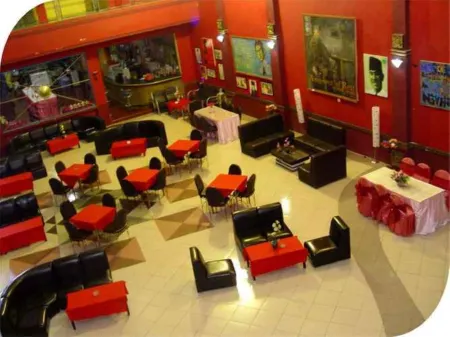 RedDoorz Syariah at Santana Stasiun Kepanjen Отели в г. Malang Regency