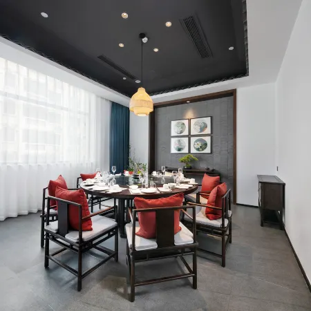 QIANNA HOTEL(Xinmi City Zhongqiang Guangnian)