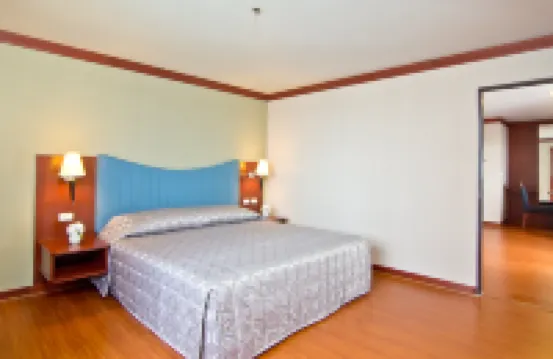 バイヨークスイート バイヨーク・タワーII周辺のホテル