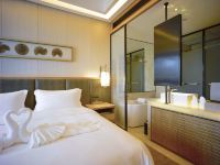 三亚哈曼度假酒店 - 阳光海景大床房