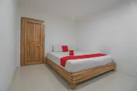 RedDoorz Near Gajah Mada Pontianak