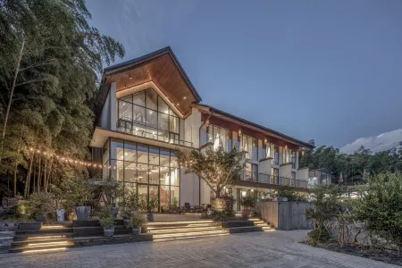 Orange's Red Hostel Отели рядом с достопримечательностью «Changxing Badujie Scenic Area»