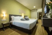 Humaira Hotel Hotel dekat Masjid Nurul Rahmah Felda Kemahang 3