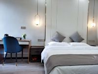 丰都嘉悦商务酒店 - 标准北欧式大床房