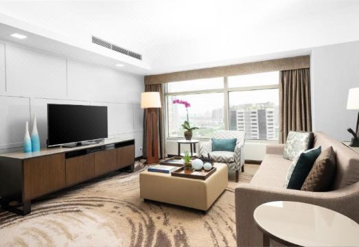 5. 애스콧 마카티..