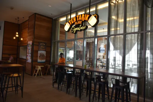 Regalia Residence @ KLCC View Sky Pool by MC Ăn uống Photos