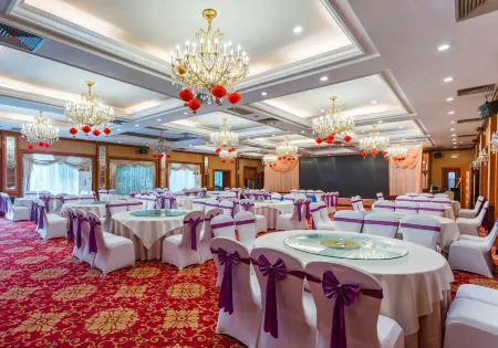 Hi-tech Phoenix Lake Hotel (Jingmen Hi-tech Zone)