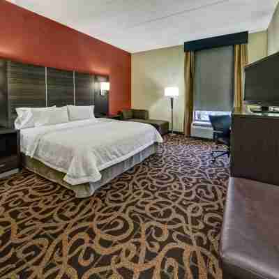 Hampton Inn Houston-Baytown Rooms