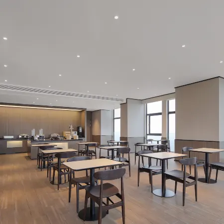 HanTing Hotel (Anqing Wuyue Plaza)
