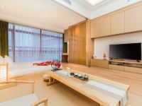 万隆国际公寓(珠海横琴口岸店) - 特色日式大床房